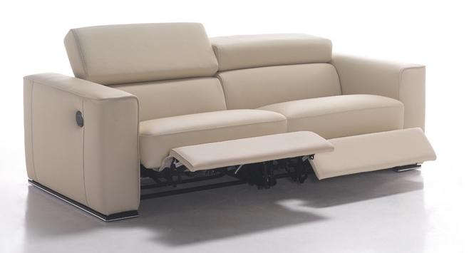 Cos’è un divano recliner?